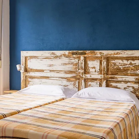Zarautz Hostel *