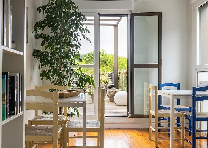 Zarautz Hostel 자라우츠